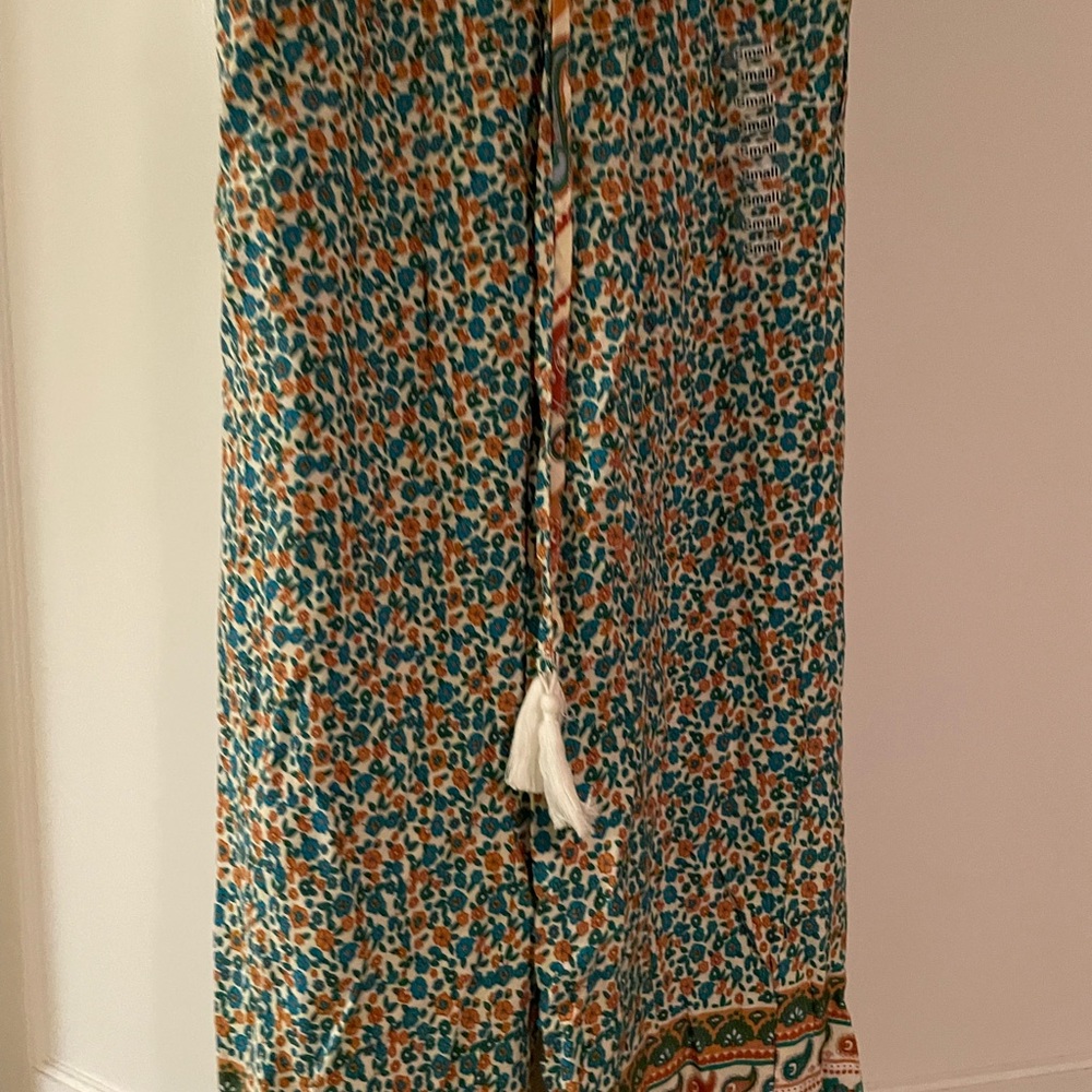 Multi- color ladies lounge pants, size s, length about 28 inches. Pockets